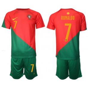 Lacne Dětský Futbalové dres Portugalsko Cristiano Ronaldo #7 MS 2022 Krátky Rukáv - Domáci (+ trenírky)